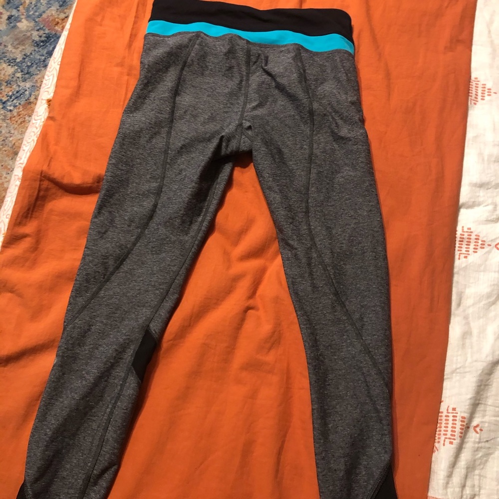 Lululemon - Picture 2 of 5